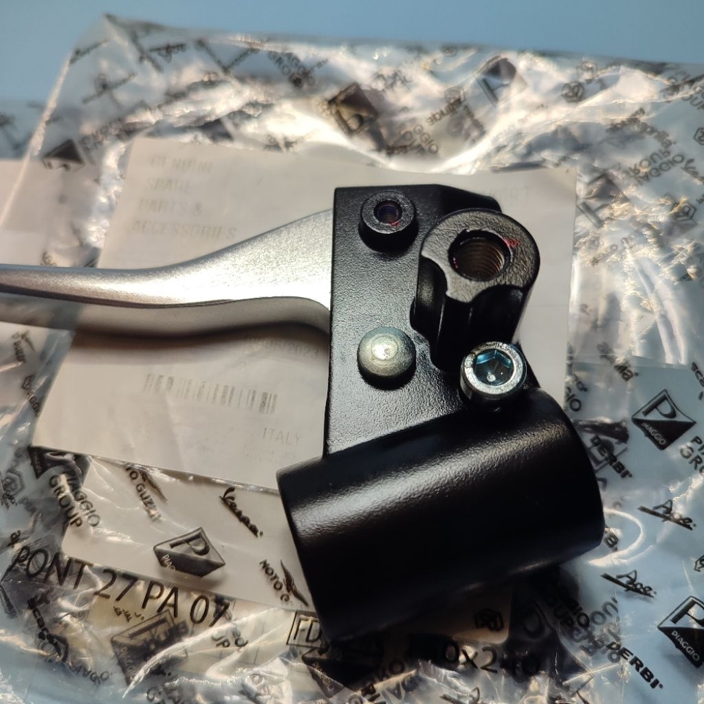 Dudukan Spion Vespa Matic / Handle Komplit Vespa LX S Sprint Primavera Liberty Zip