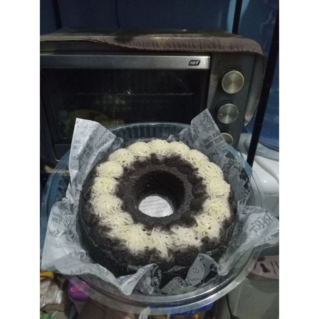 

Bolu ketan hitam keju lumer uk 18cm