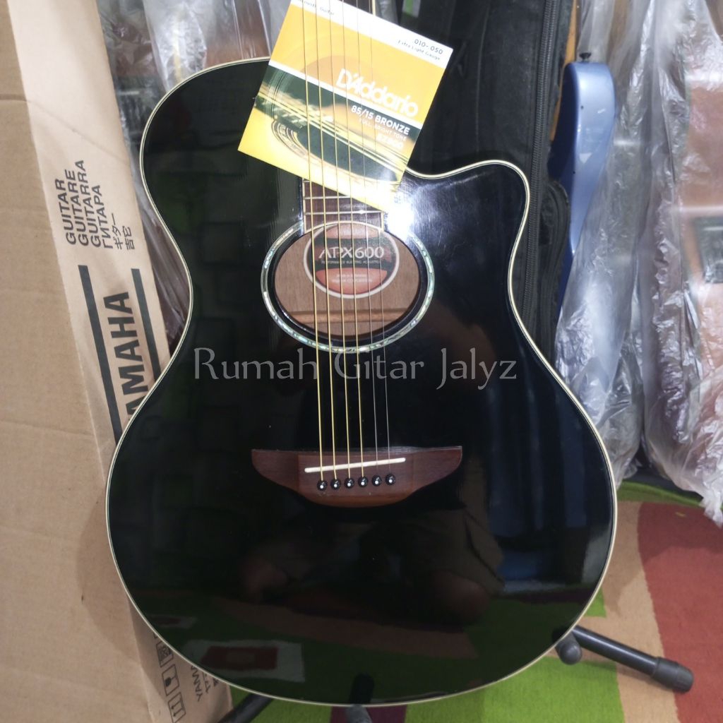 Yamaha apx600 original  second