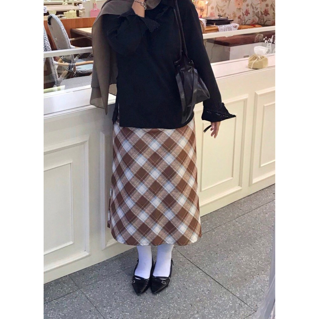 tartan brown skirt