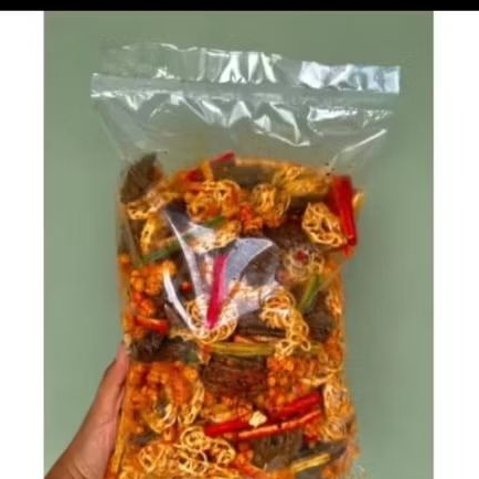 

kerupuk seblak/campur/pedo/beton/krupuk rafael mix pedas daun jeruk bumbu melimpah