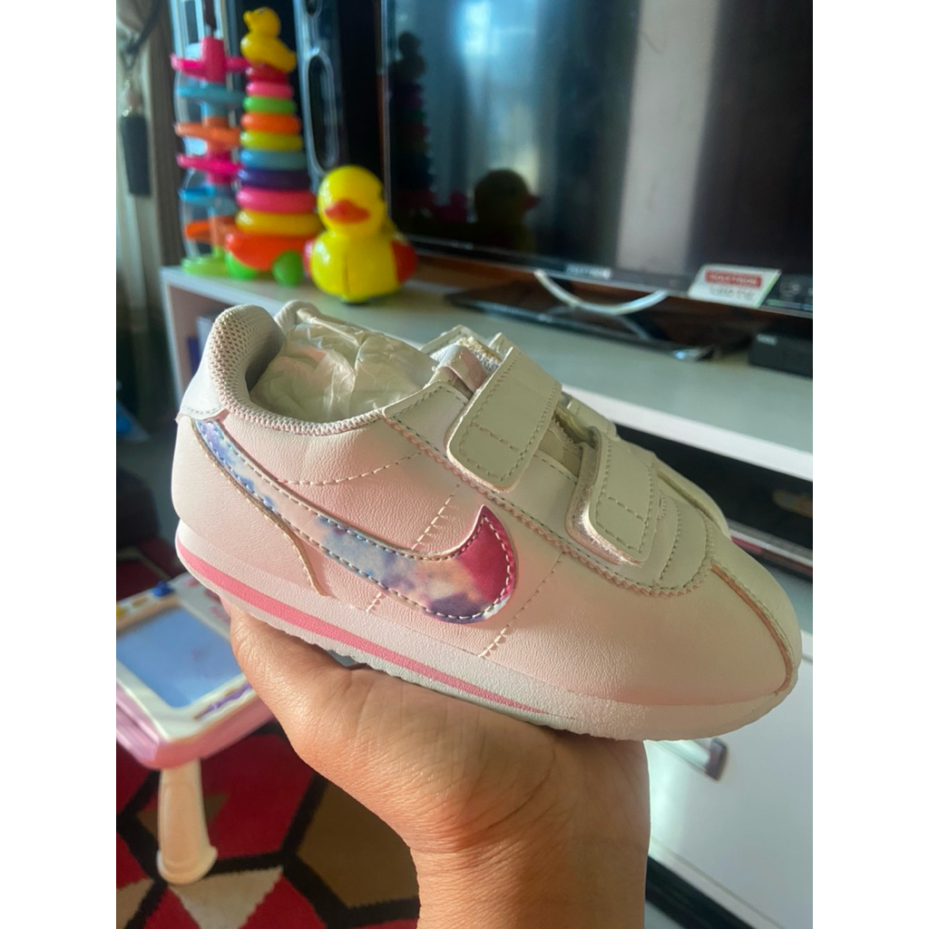 sepatu anak size 28 like new