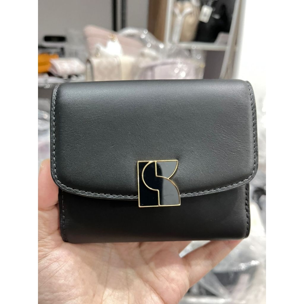 ks Dakota wallet