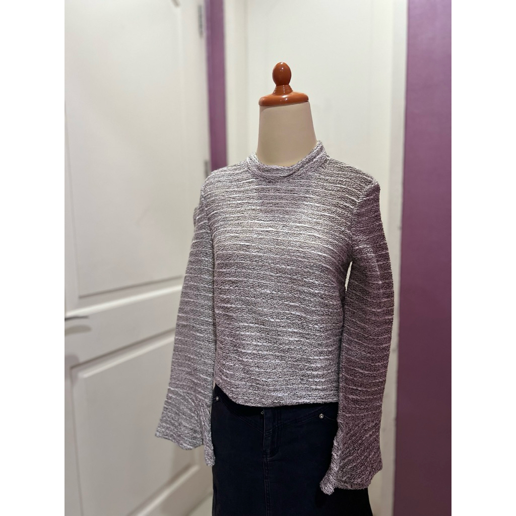 Zara Woman Tweed Blouse / Long Sleeve Trumpet Grey / Zara Top / Zara Sweater / Preloved Zara Top