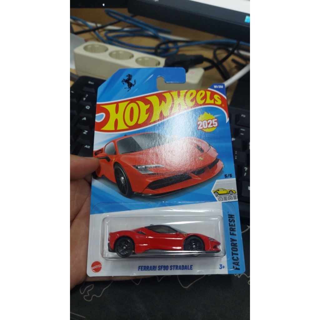 hot wheels ferarri sf 90