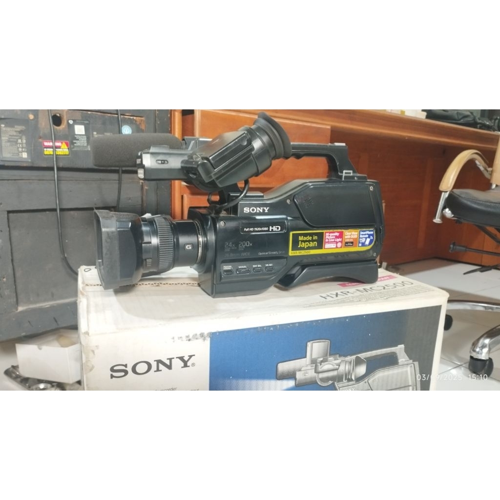 kamera video Sony Mc2500 full HD