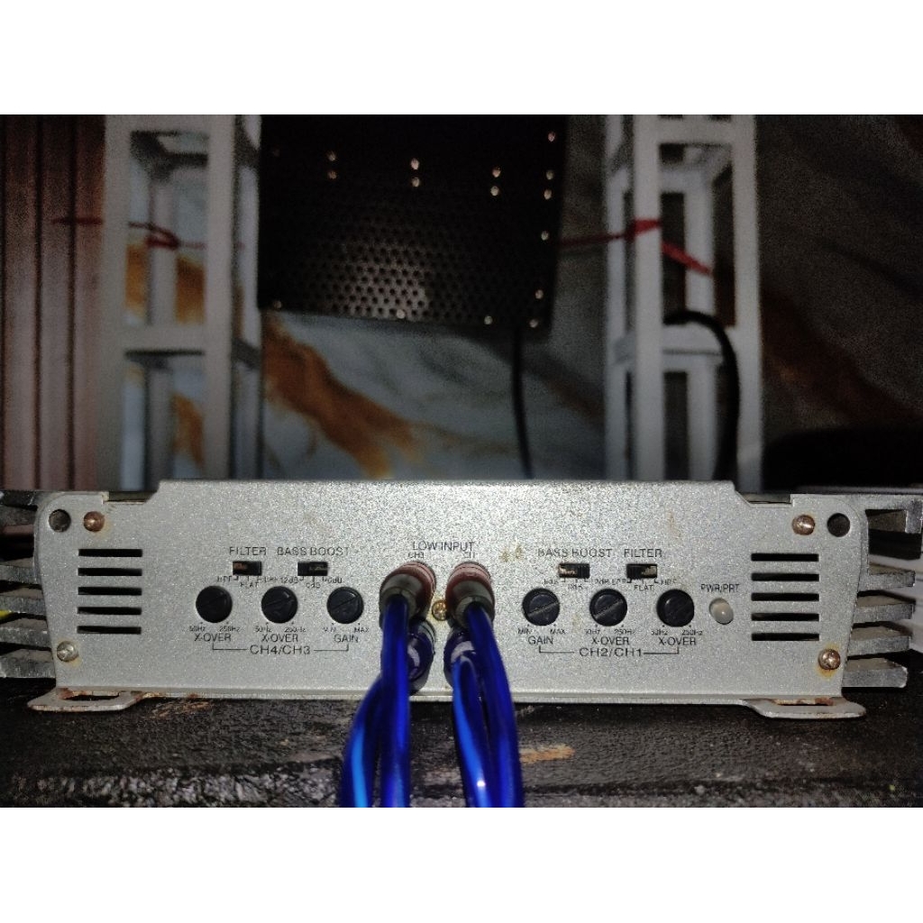 power mobil audiobank 4 channel bekas ( kondisi mati)