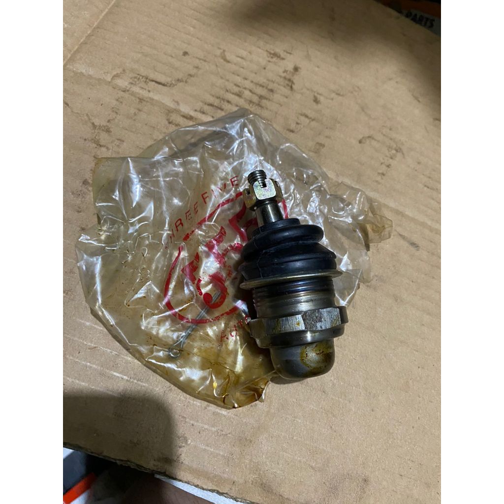 BALLJOINT BALL JOINT ATAS TOYOTA KIJANG KOTAK / DOYOK/ BUAYA ORI 555 JAPAN
