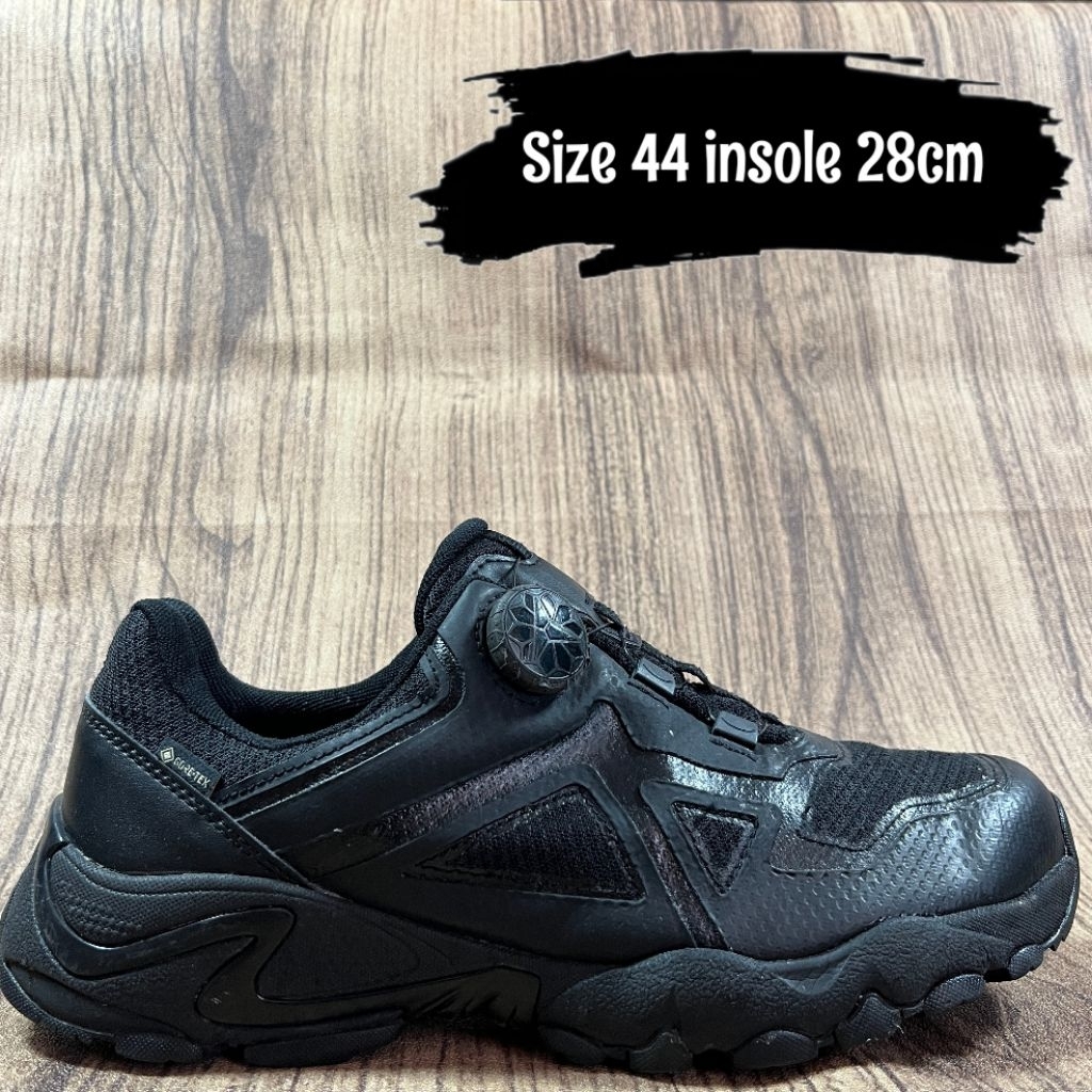 Sepatu Outdoor Gunung Hiking Treksta Size 44