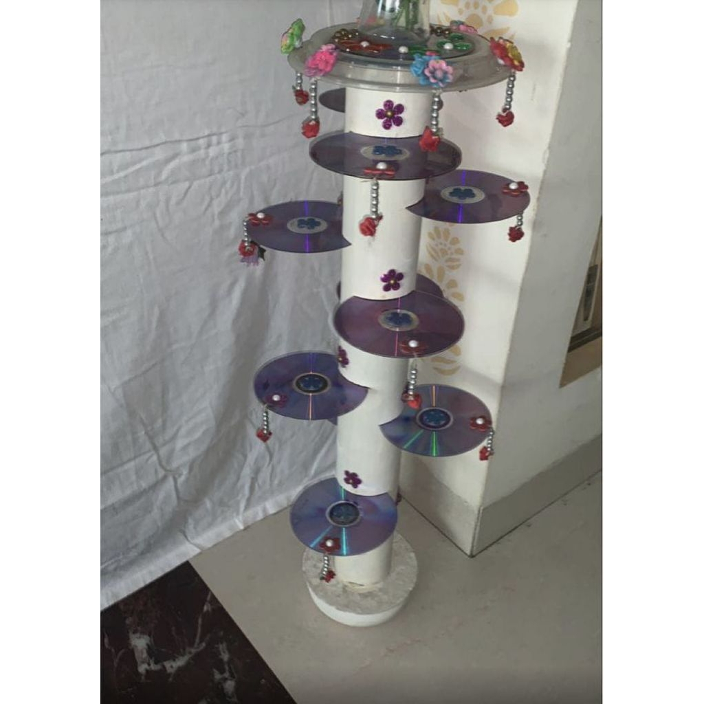 RAK DIY TERBUAT DARI LIMBAH CD/ KASET