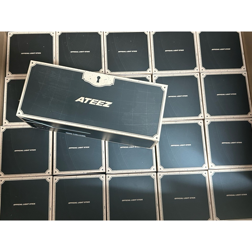 Ready stock ATEEZ Lightstick ver 2 official sealed in your fantasy concert