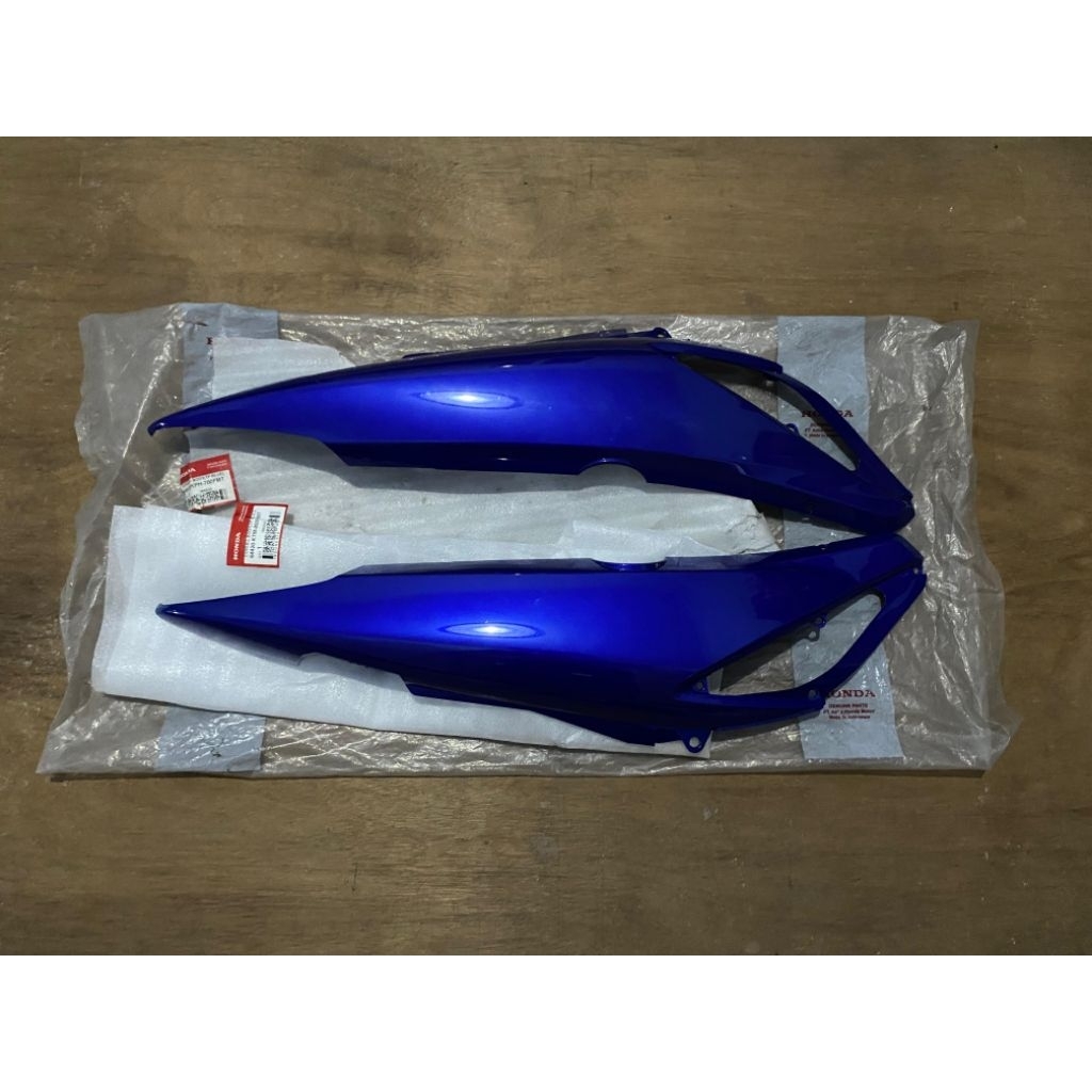 Cover body supra x 125 biru original baru AHM