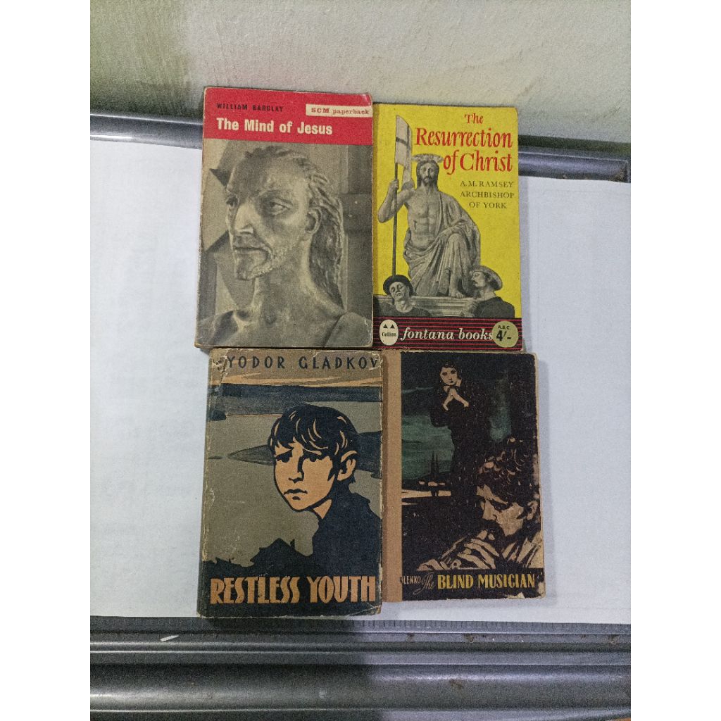 buku impor Blind Musician (Vladimir Korolenko) , The Mind of Jesus (William Barclay), The Resurrecti