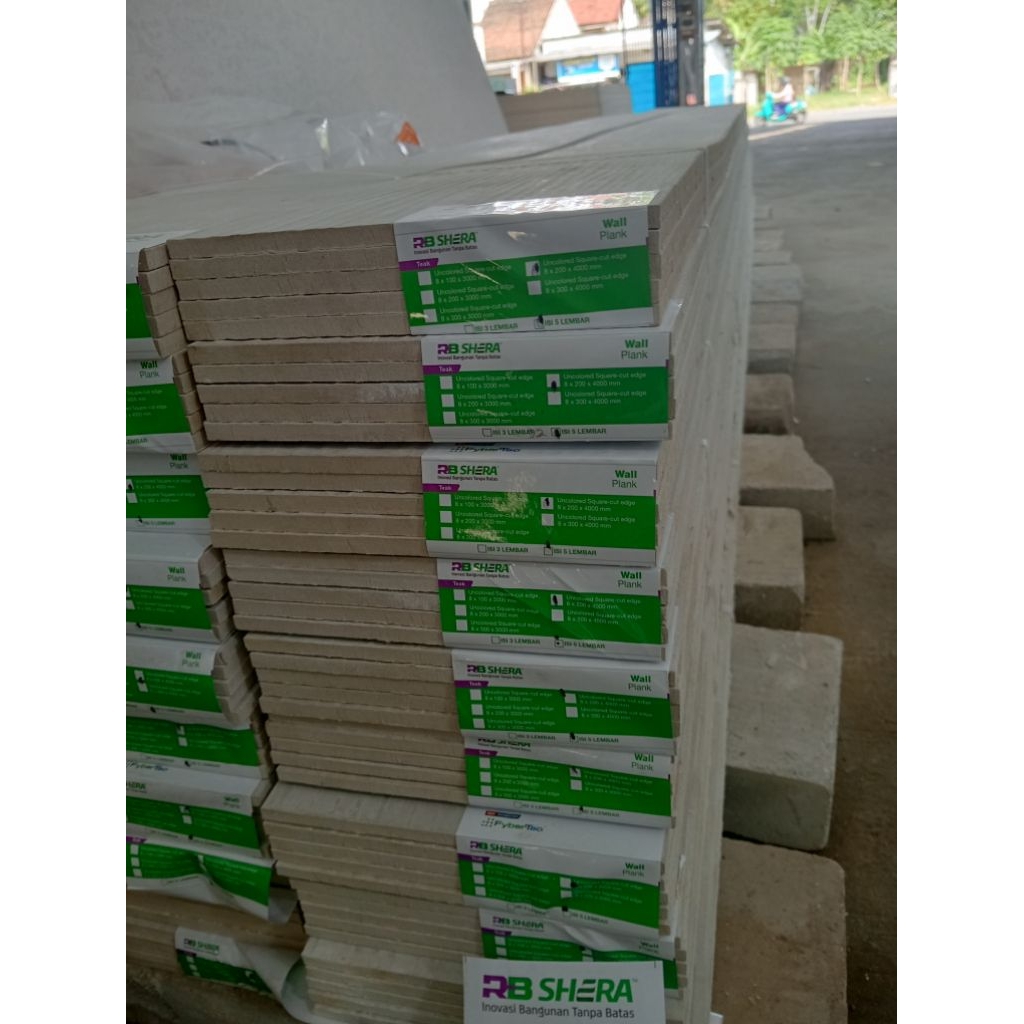 Lisplang grc 20cm X 4,0 mtr / motif serat kayu