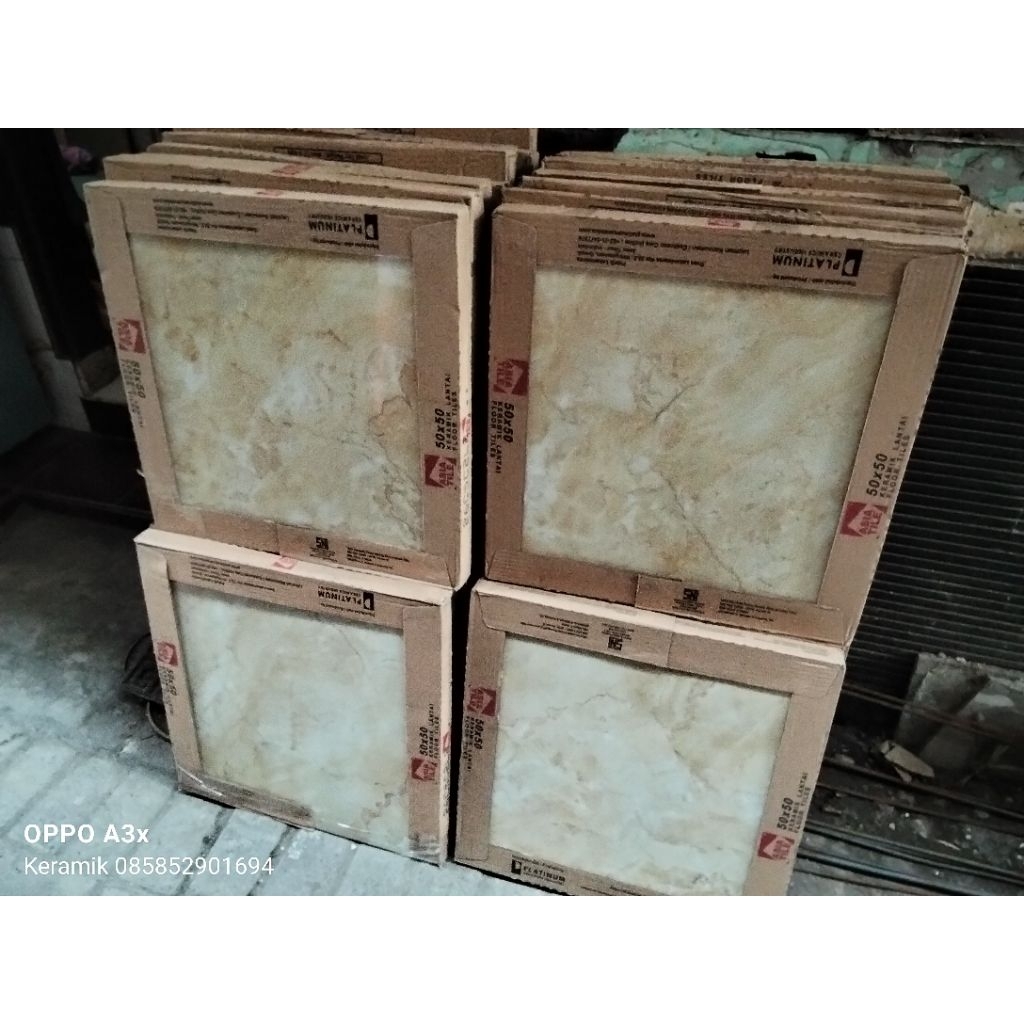 Keramik Lantai 50x50 Warna Cream Falcon cream