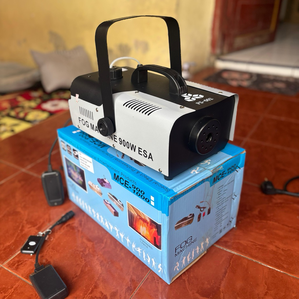 MESIN ASAP ATAU FOG MACHINE 900W SILVER