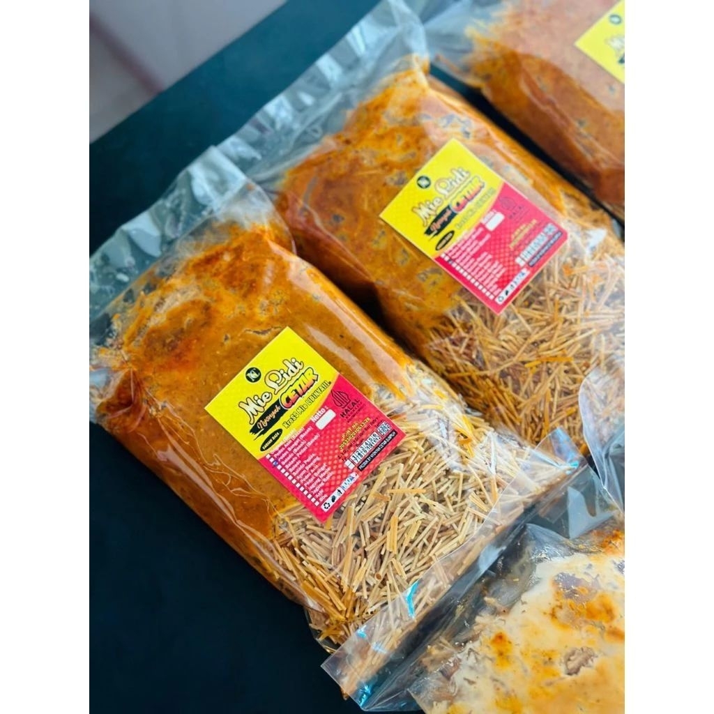 

REMUKAN MIE LIDI CETAR ANEKA RASA