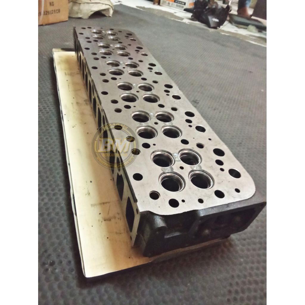 Cylinder Head Silinder Kop NISSAN FE6T/EURO PKC/CWA 260