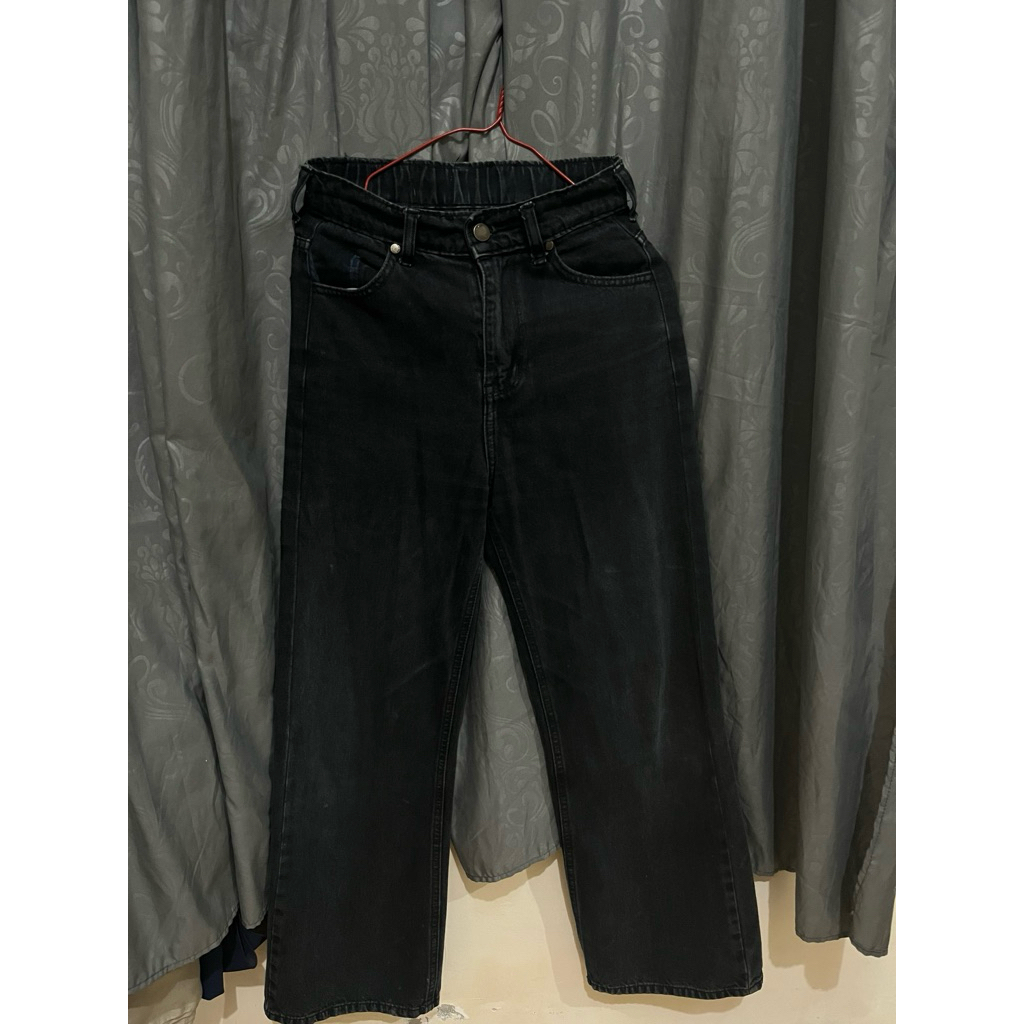 high waist jeans hitam