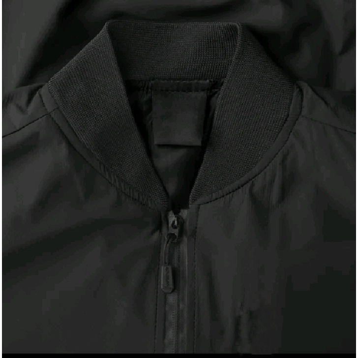 PROMO Jaket Bomber Pria Kekinian Polos Hitam Bahan Parasut Anti Angin Full FuringUkuran LXL-XXL