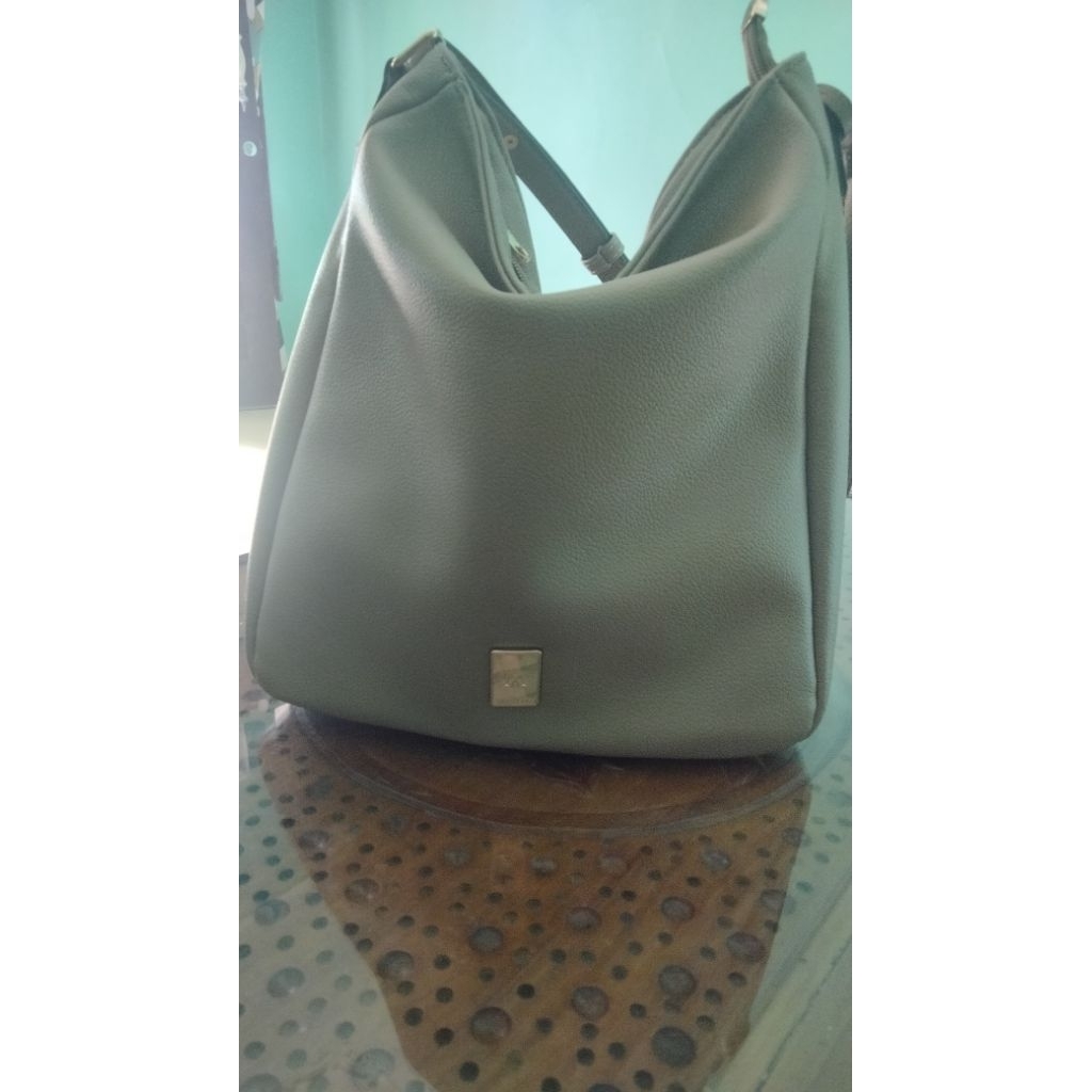 preloved tas by mossdom