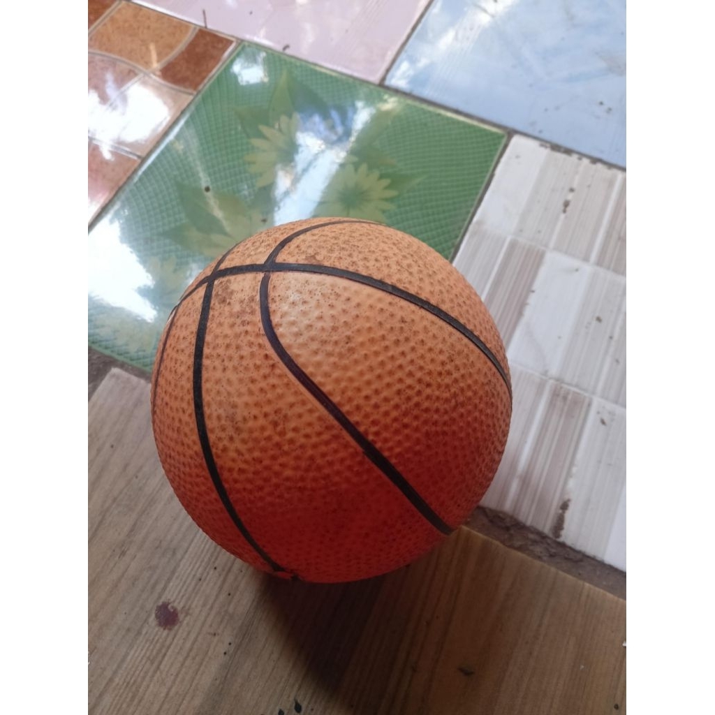mainan bola basket anak bekas