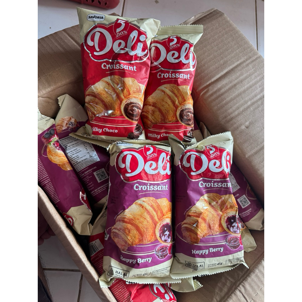 

(5BKS ) DELI CROISSANT MILK CHOCHO & HAPPY BERRY 45g