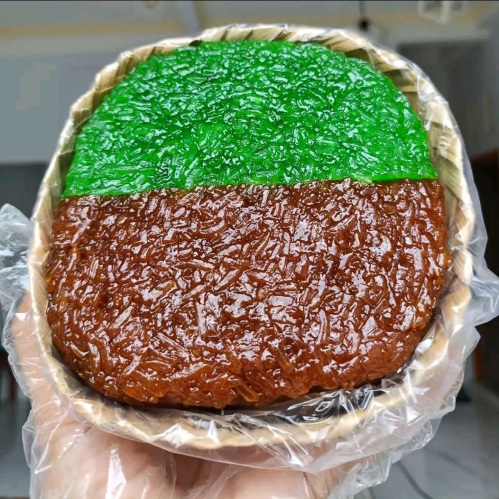 

wajik ketan mix hijan pandan dan gula merah 500gram