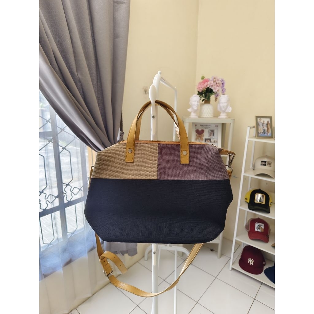 Tas Wanita Berrybenka