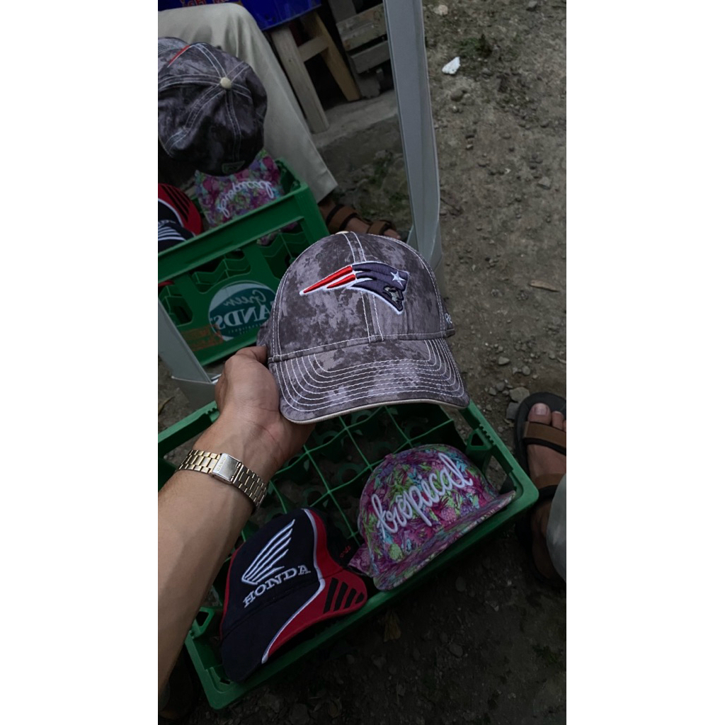 topi reebok