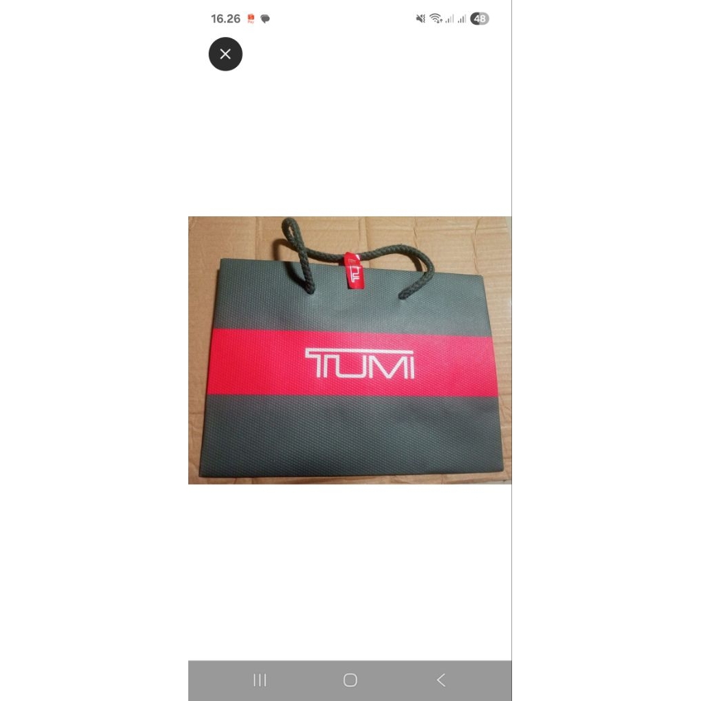 

paperbag ori tumi