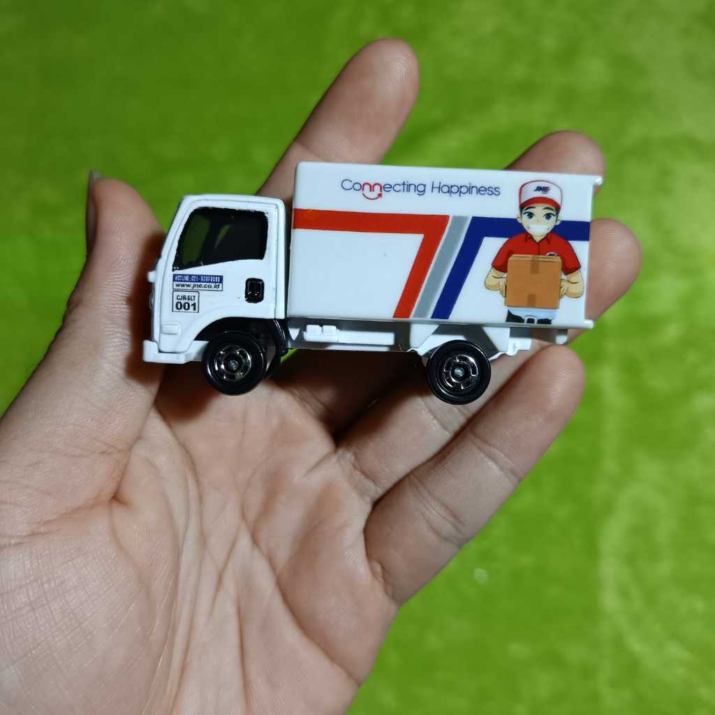 Diecast Tomica Truck isuzu ELF Custom JNE Express Scale 1:64 Miniatur Mobil Kastem Truk JNE Express 