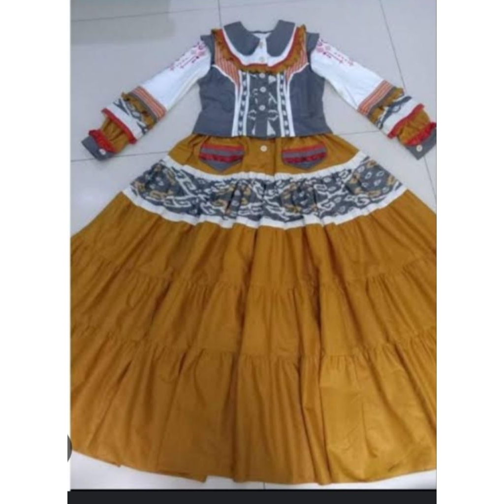 Gamis Aurelee size XS PL/Preloved