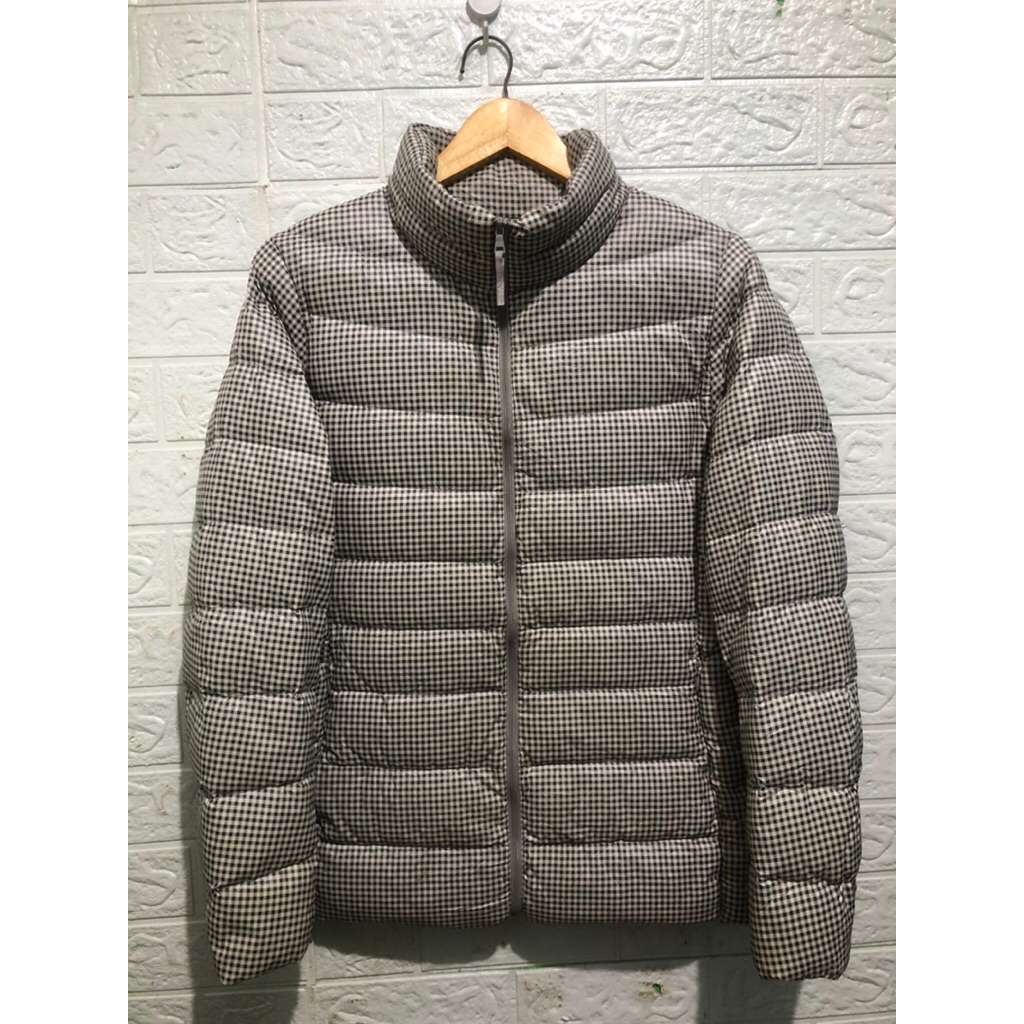 UNIQLO Ultralight down jaket motif kotak