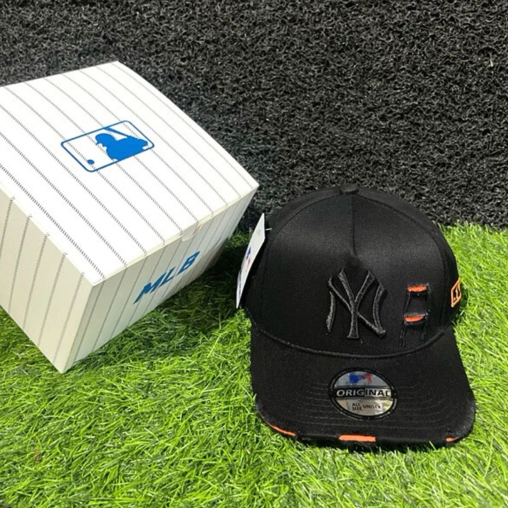 Topi NY Damage Sobek MLB Full Tag Topi New York Sobek