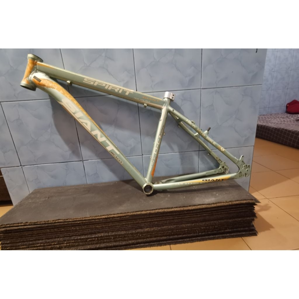 frame mtb giant 26er