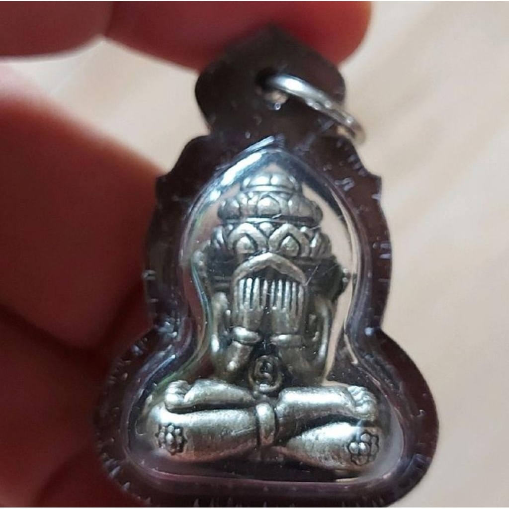 phra pidta holy metal Lp Tim wat banrai thai pendant