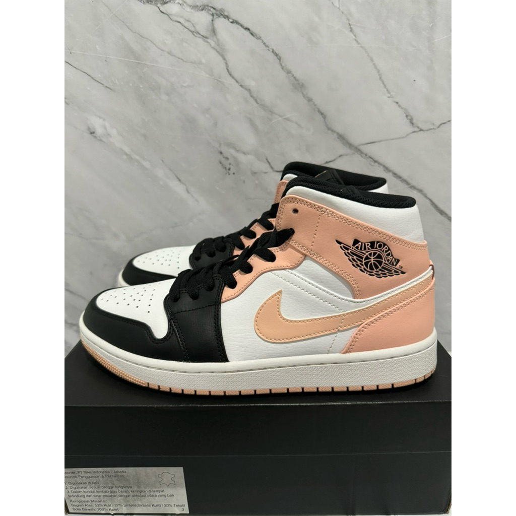 Air Jordan Mid Crimson Tint (Aj aj1 Aj 1) Us 9 // Eur 42.5