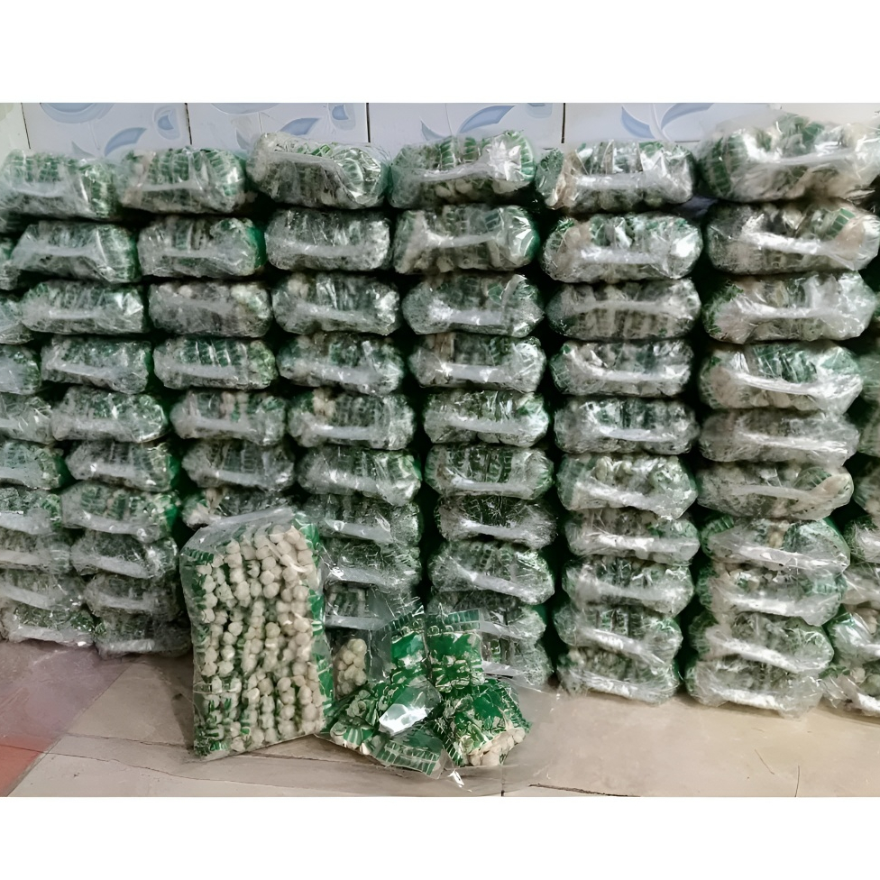 

tiktak cikur/pilus kencur 1bal isi 10 pak (1pak isi 20 pcs)