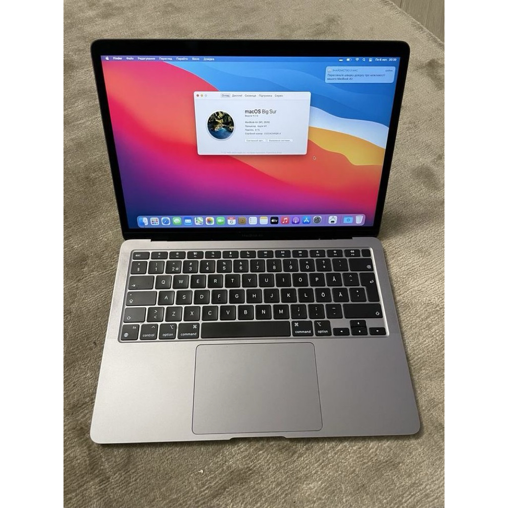MacBook Air M1 2020 8/256 GB