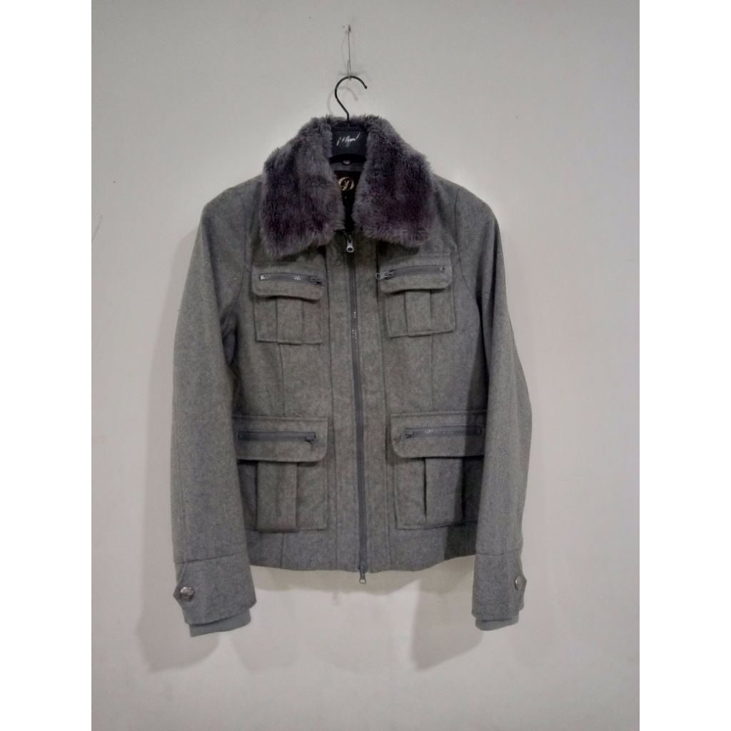 sale jaket tebal wol halus Durer size m