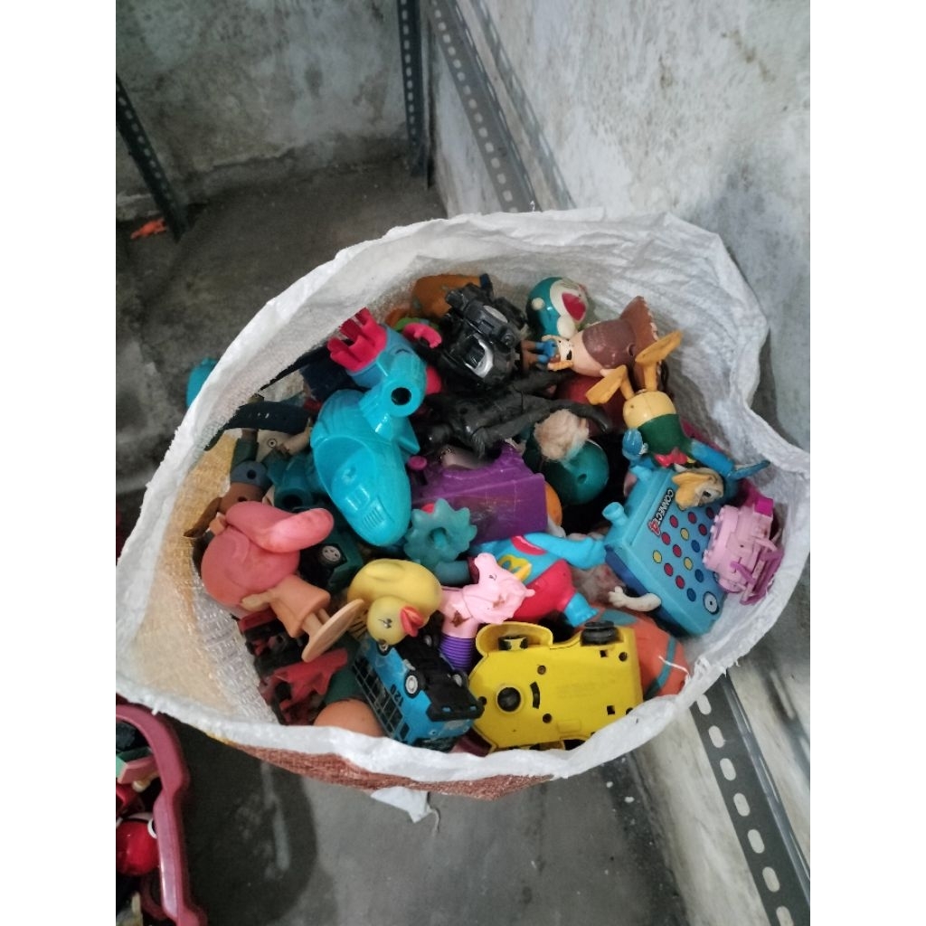 Mainan McDonalds Kiloan Random Murah