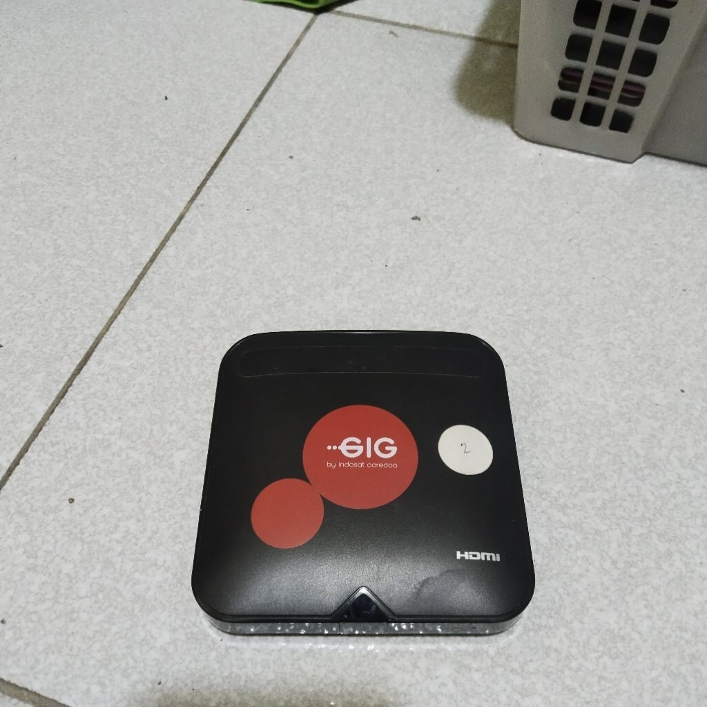 STB HG680-P LOGO GIG