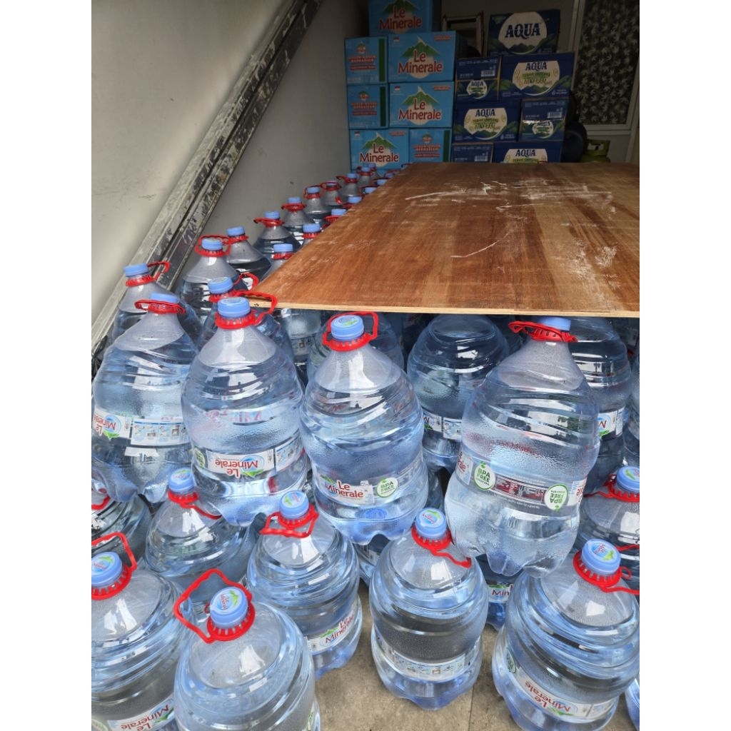 

Leminerale / lemineral air galon 15 L