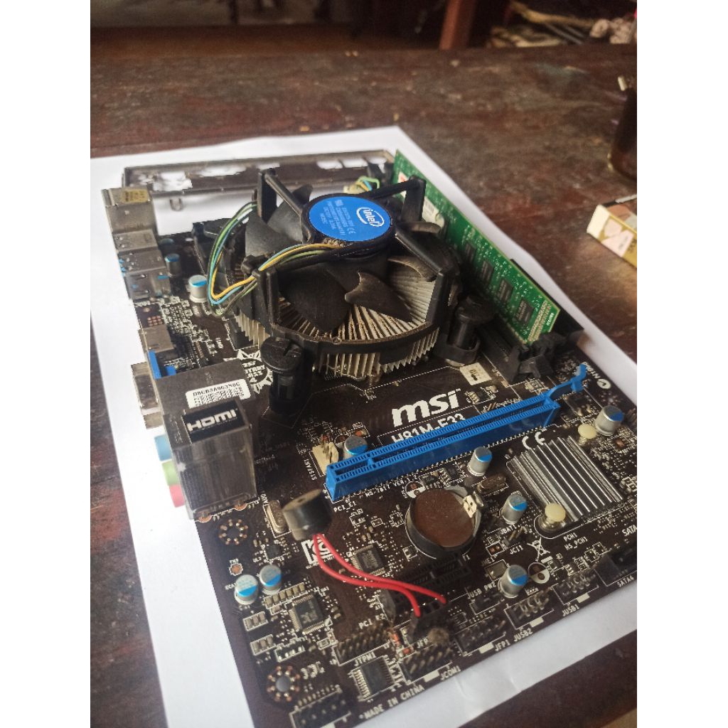 Jual Motherboard MSI H81M-E33 Sepaket