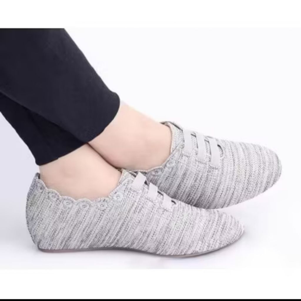 Sepatu Flat shoes Slavina