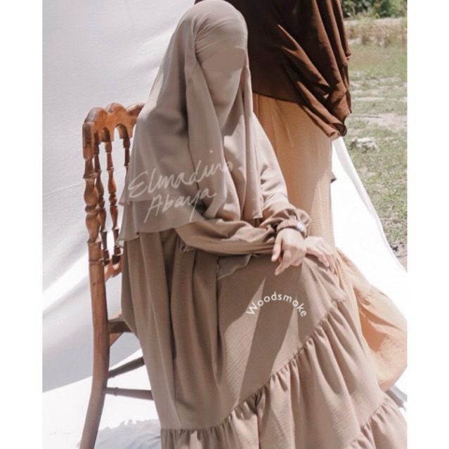 Assyabiya Official - Elmadina Abaya Preloved The Dress OG Black Pop Luna Kemejabaya Elmadinaabayaj