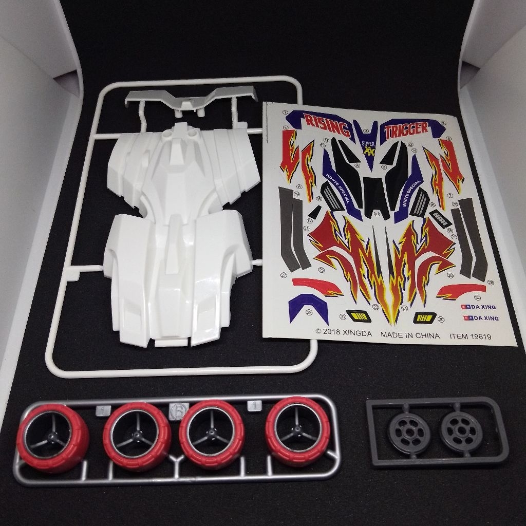 TAMIA ban bodi roda 19619 Rising Trigger White Special body wheels