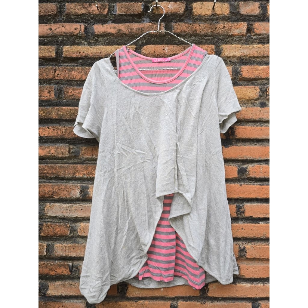 Preloved Set Atasan Chic Girl