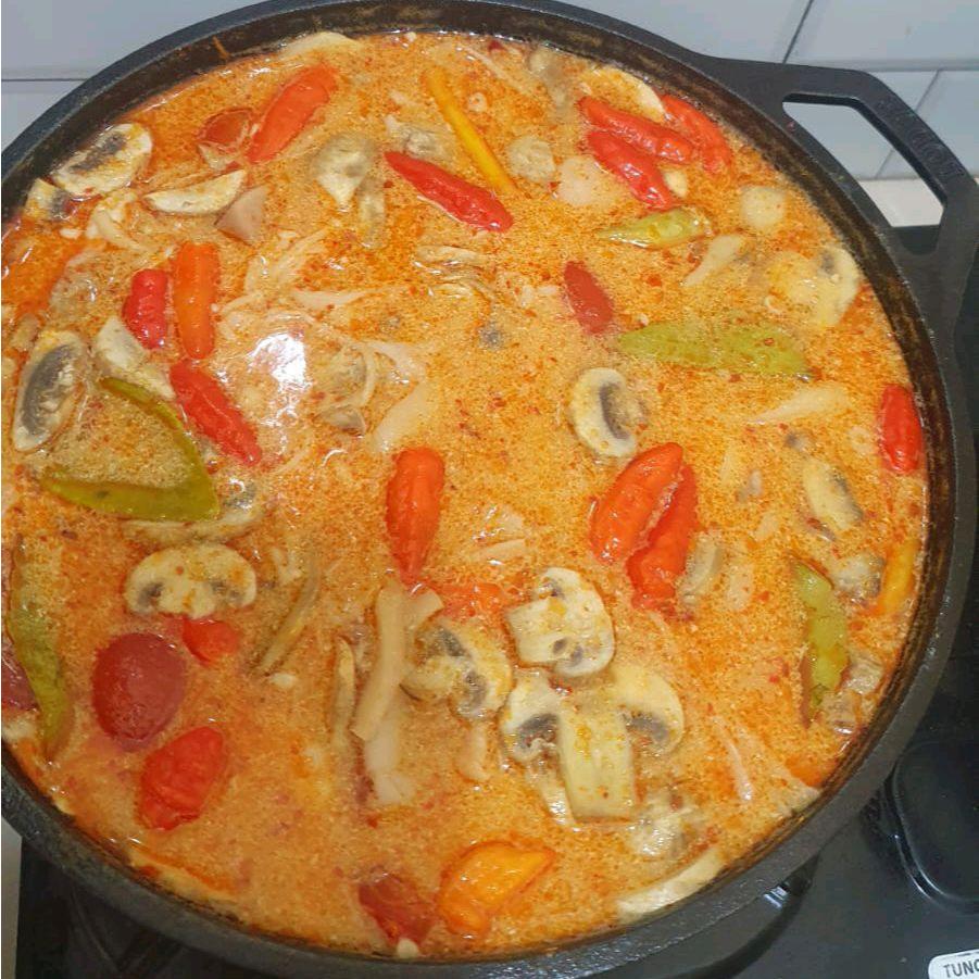 

Tom Yum Goong Creamy Pedas Asam 1portion Febi's Kitchen